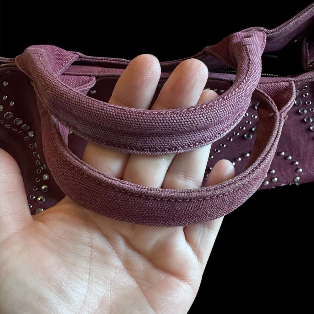 Authentic Prada Canapa - Picture 11 of 16